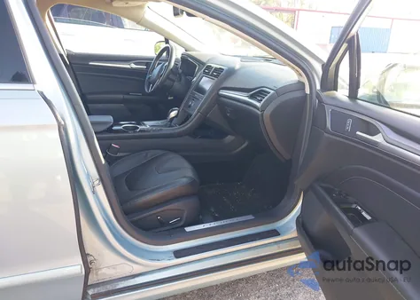 2013 Ford Fusion Energi Titanium from USA, damaged, VIN 3FA6P0SU1DR308909